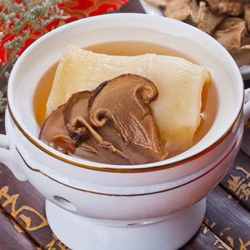 姬松茸螺頭花膠燉雞湯 (8-10人)